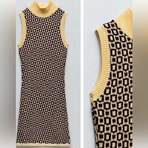 Geometric Patterned Sleeveless Dress